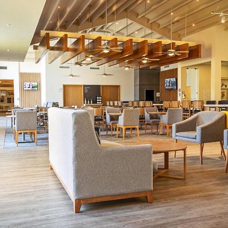 Holiday Inn Express Chihuahua By Ihg Exterior photo